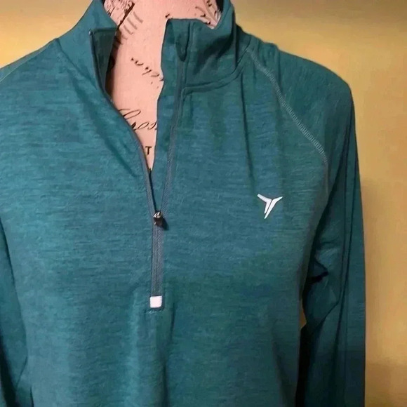 NWOT Green Old Navy Active Shirt Size Large - Picture 3 of 5
